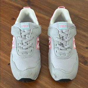New Balance Kids Sneakers in Gray and Pink